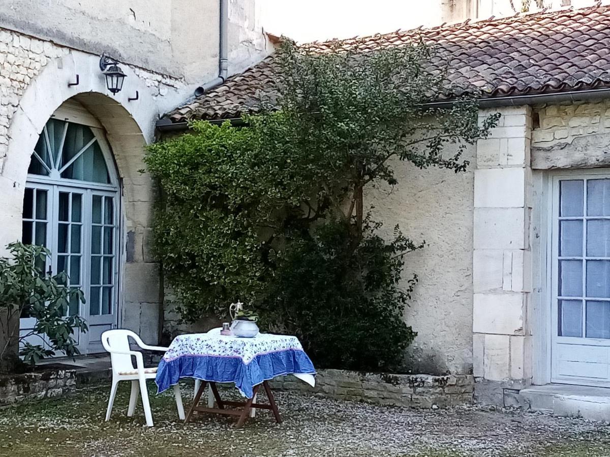 Domaine De Pladuc Bed and Breakfast Lachaise Eksteriør billede
