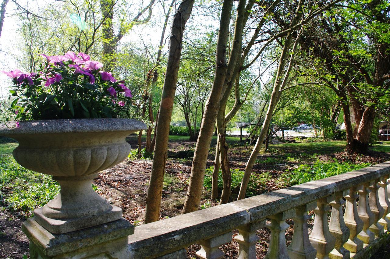 Domaine De Pladuc Bed and Breakfast Lachaise Eksteriør billede